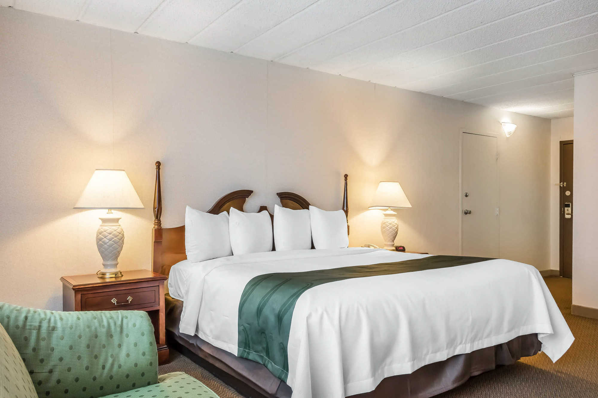 Baymont By Wyndham Hotel